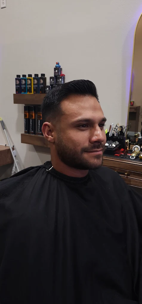 Styled short cut with beard line